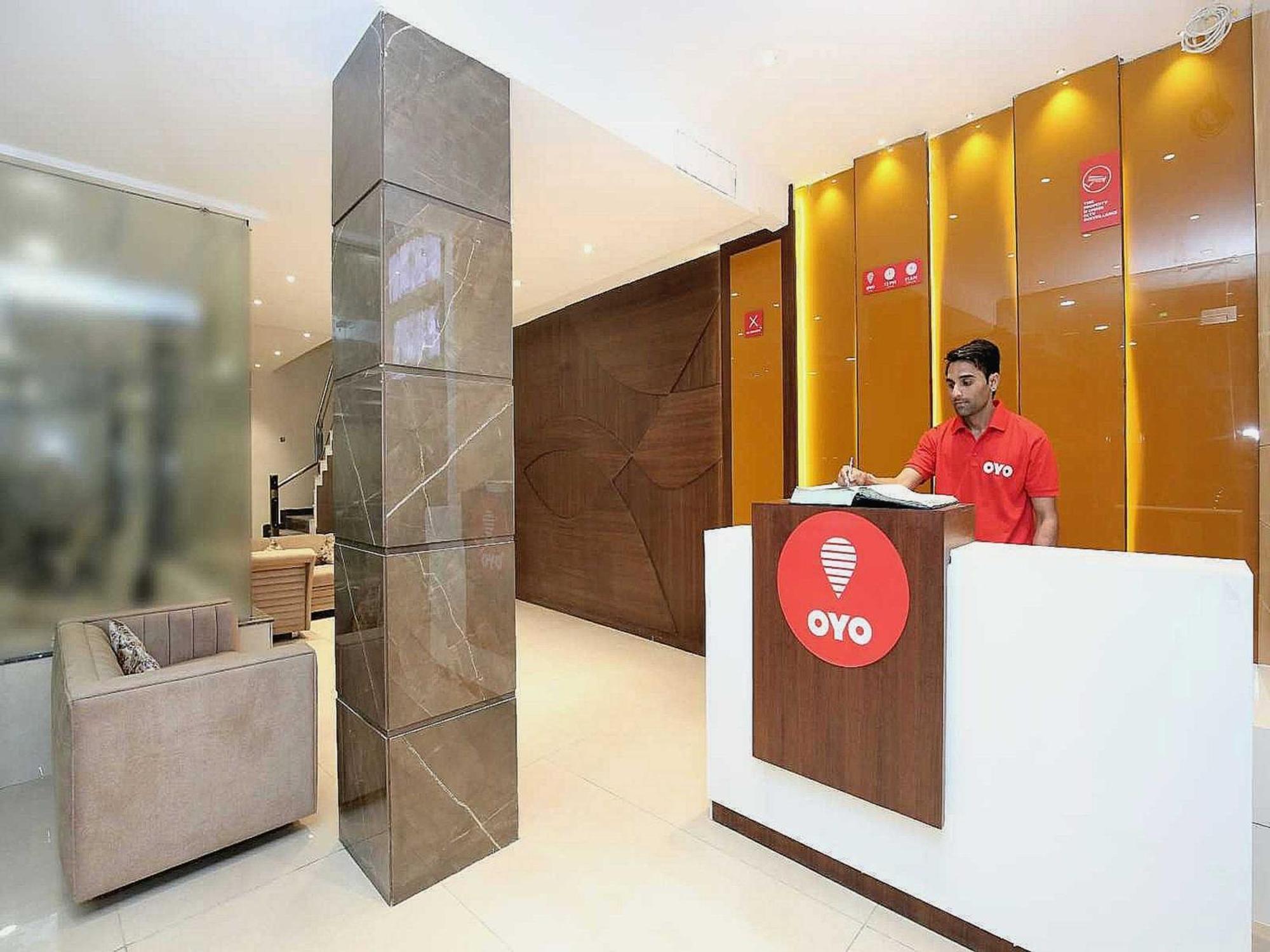 Hotel O Grand Star Amritsar Zewnętrze zdjęcie