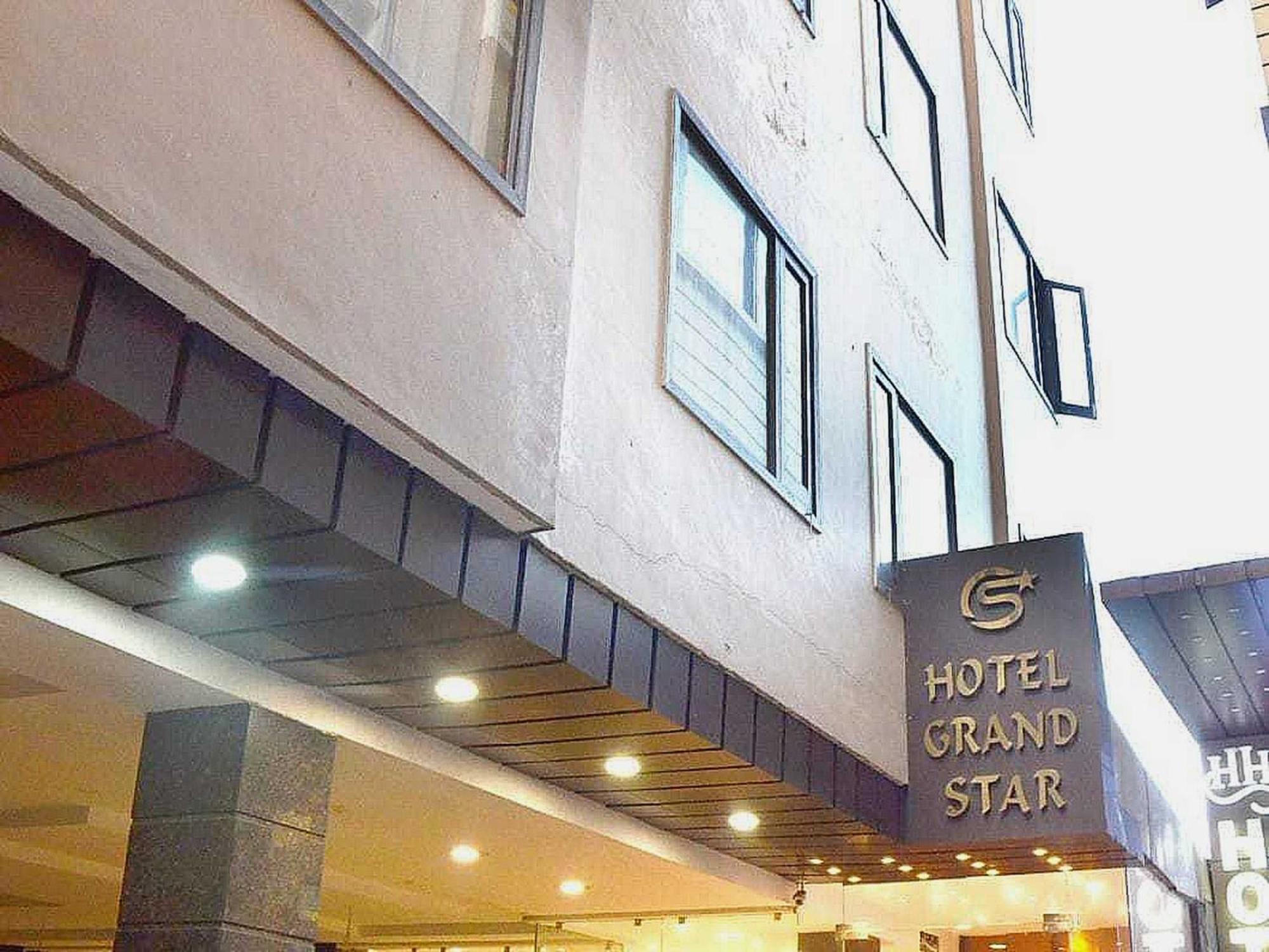 Hotel O Grand Star Amritsar Zewnętrze zdjęcie